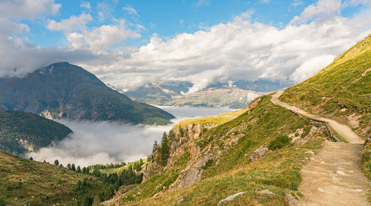 hiking safety tips
