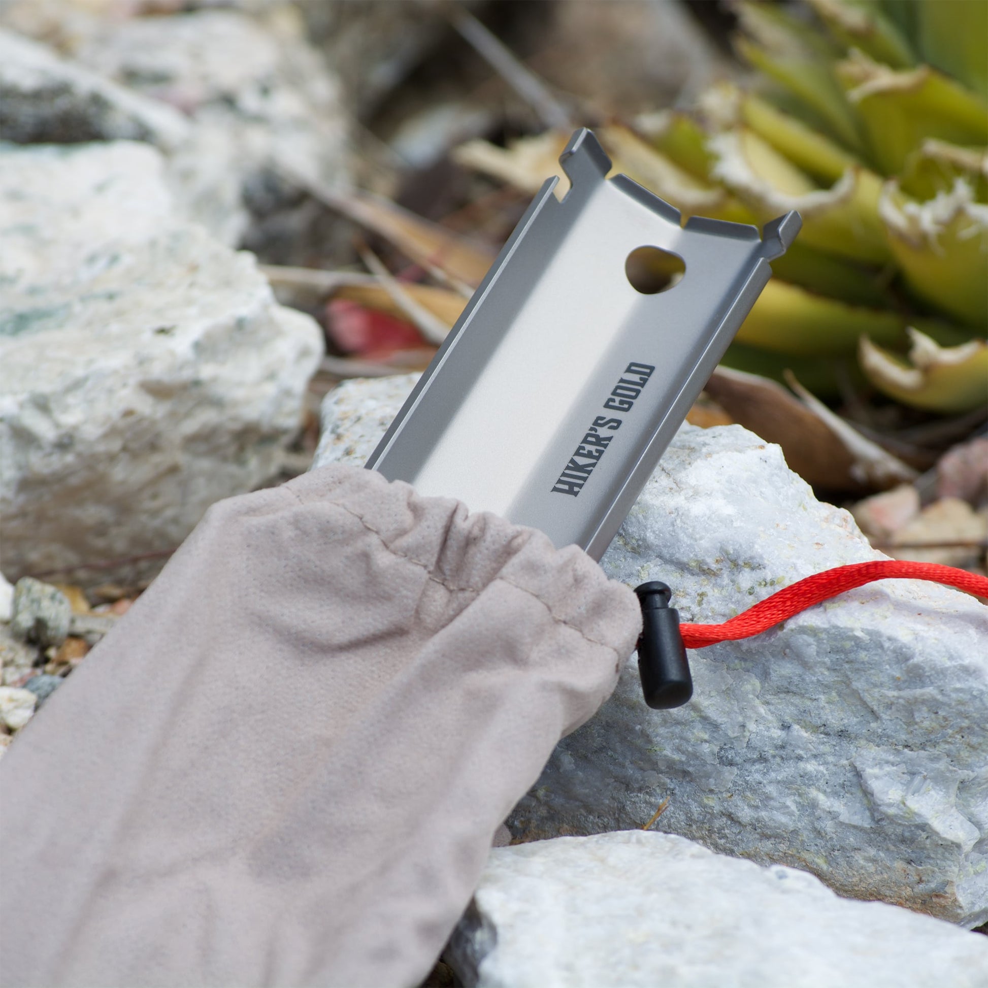 Hiker's Gold Ultralight Titanium Trowel